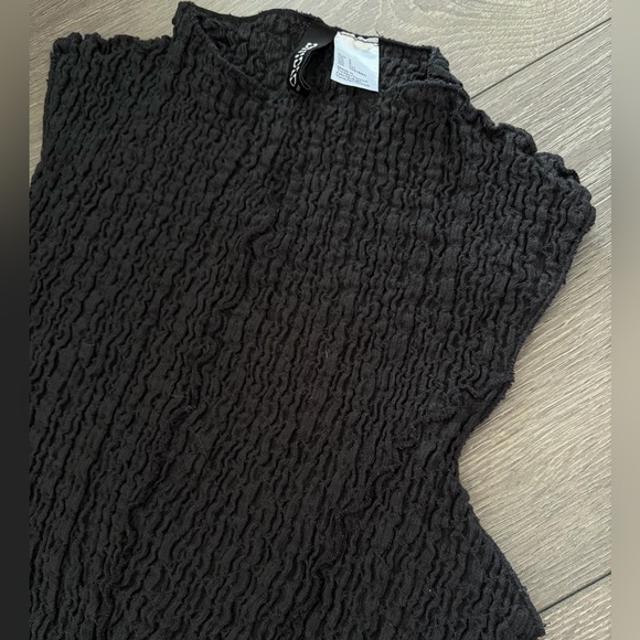 💜Crinkle Mockneck - Picture 1 of 2